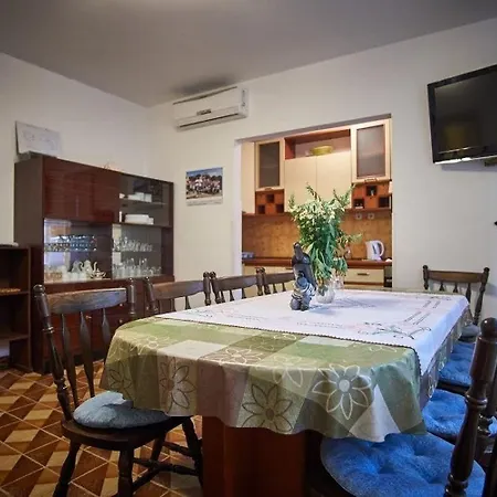 Apartman Ivan *